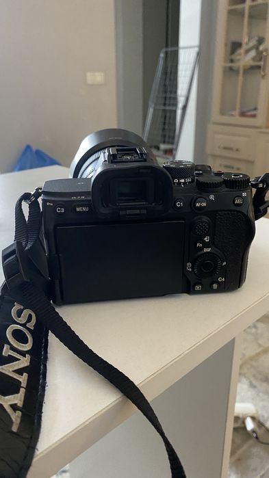 Sony A7IV 24mm g master
