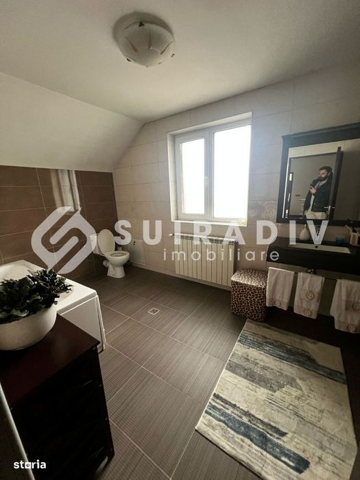 Casa individuala, teren de 850 mp, 2 garaje- Europa