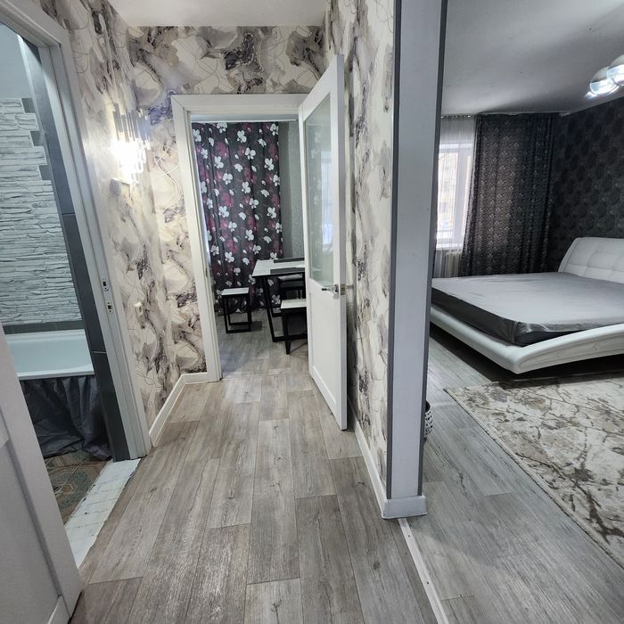 По часам в 6 ом . Чисто .