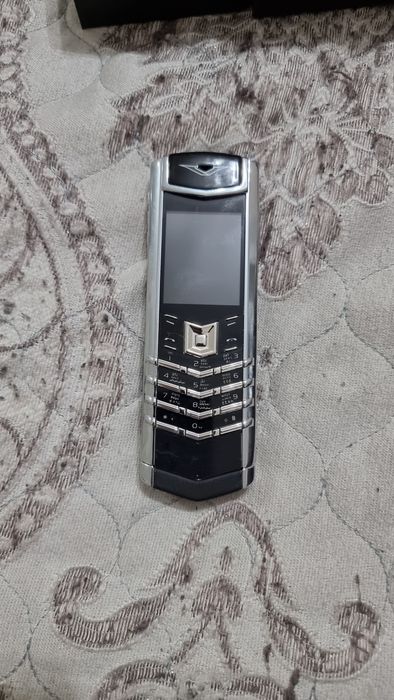 Телефон VERTU сатылады новый