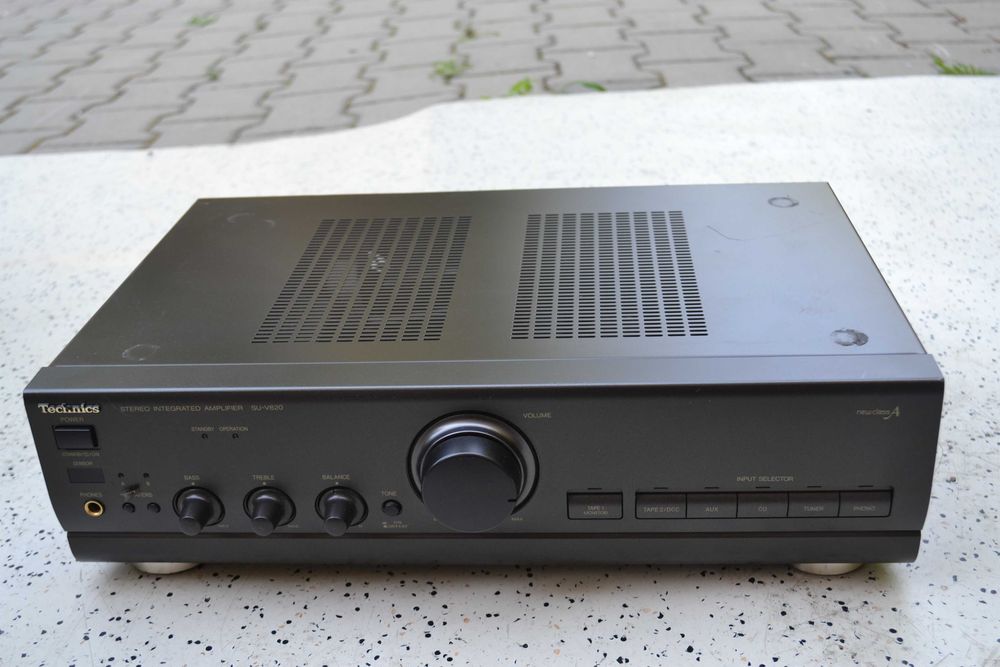 Amplificator Technics SU V 620