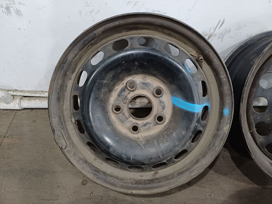 Диски R15 5x112 на Audi.
