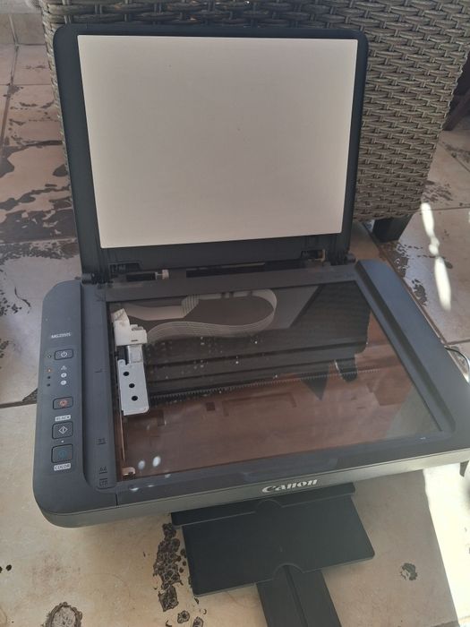 Принтер със скенер Canon