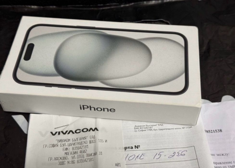 КАТО НОВ 256GB iPhone 15 Vivacom Black / Черен
