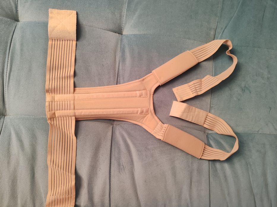 Корсет, корректор осанки