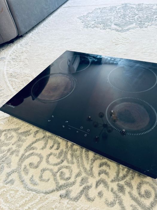 Варочная поверхность, плита Midea