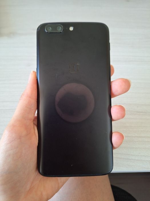 OnePlus 5 Dual SIM 128 GB 8 GB RAM