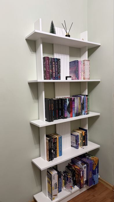 Полка для книг/ стеллаж