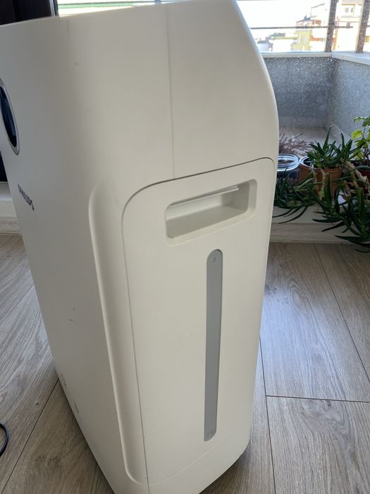 Пречиствател за въздух Philips AC2729