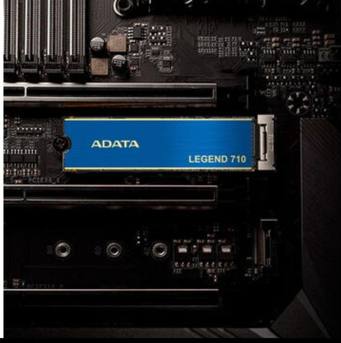 SSD Adata Legend 710 512GB PCI Express 3.0 x4 M.2 2280 - noi sigilate!