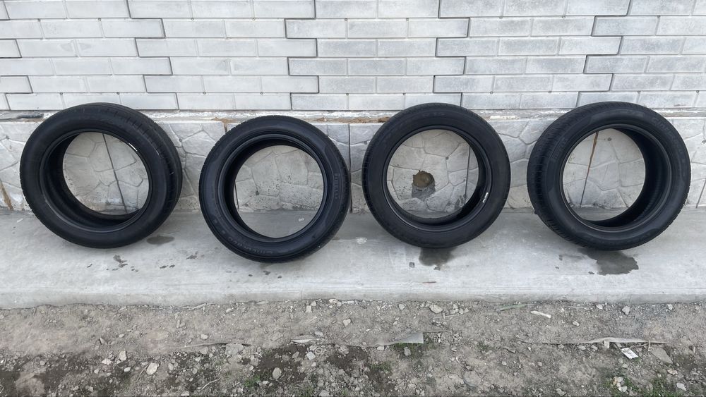 Продам б/у шины PIRELLI Cintutato P1