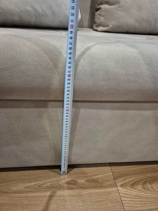 Разтегателен диван