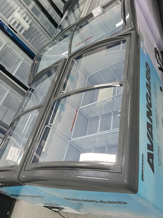 Под полуфабрика витрины