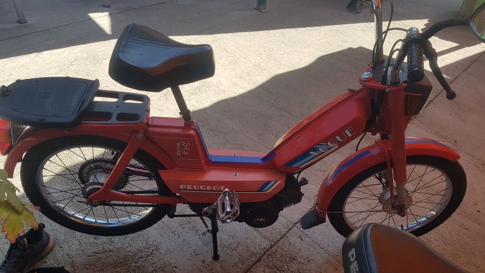 Peugeot Vogue два броя напълно оригинални  мотопеда с документи