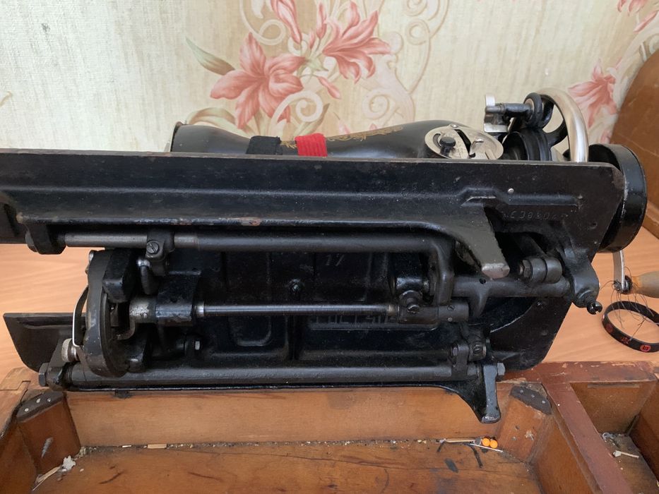 Швейная машина