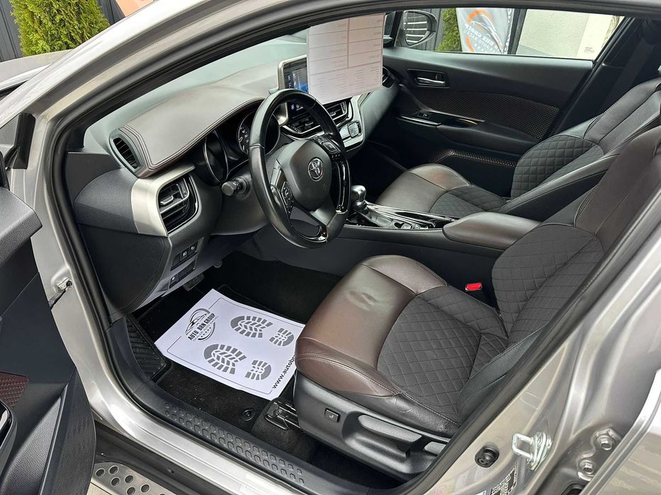 TOYOTA C_HR LOUNG AN 2017  1.8 benzina hybrid Rate Garantie  TVA DEDUC