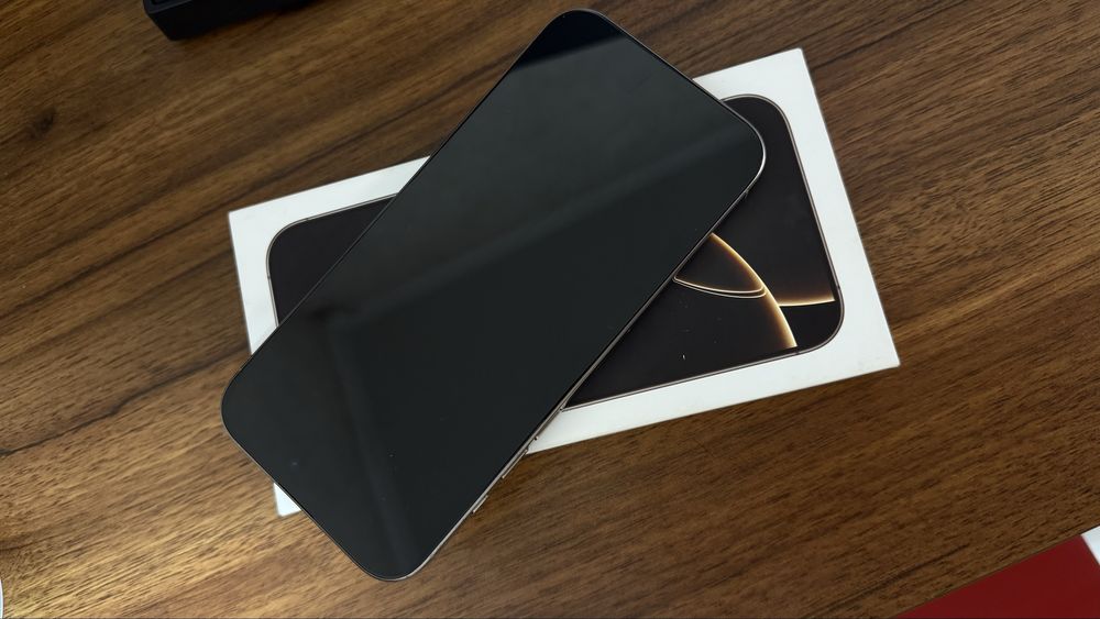 Продам iphone 16 pro max 256