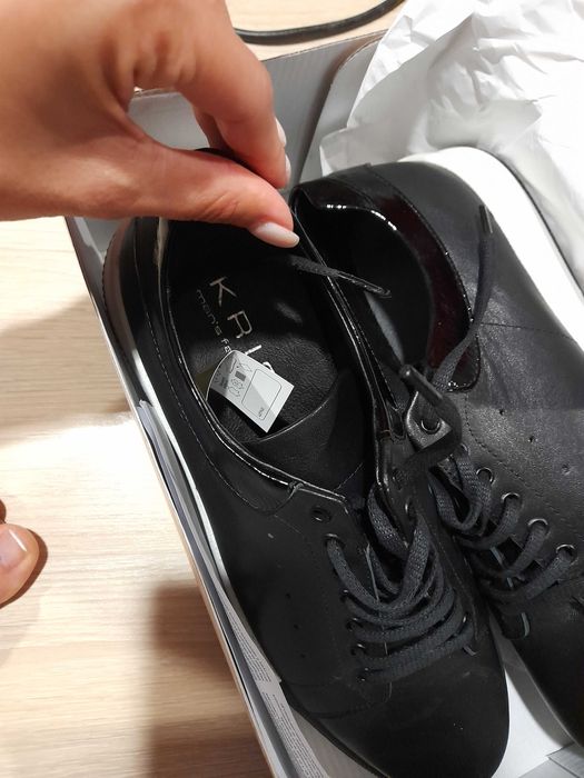 Естествена кожа обувки