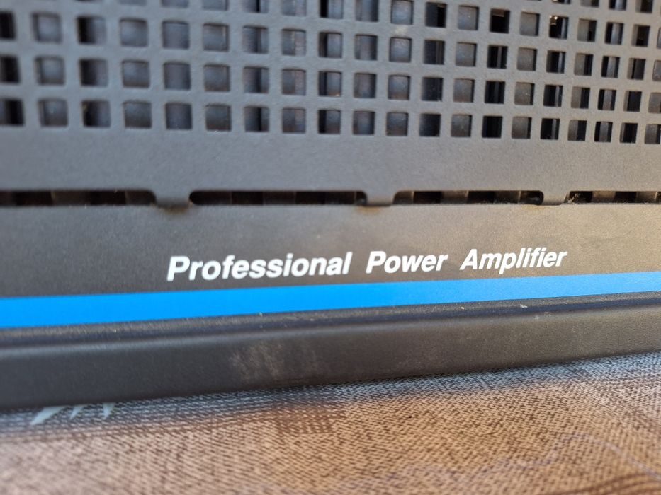 Amplificator putere QSC / USA 850