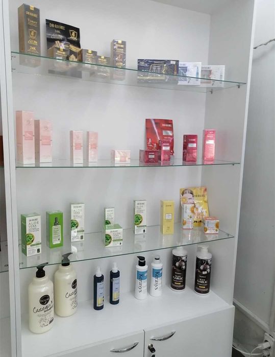 Продам бутик, б/у. Срочно