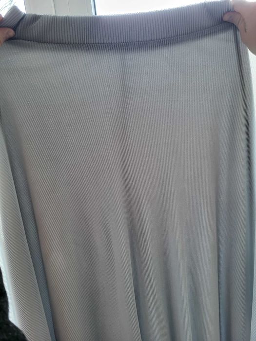 Fusta lunga cu tul turcoaz deschis L (Reserved)