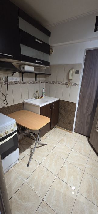 Garsoniera de inchiriat