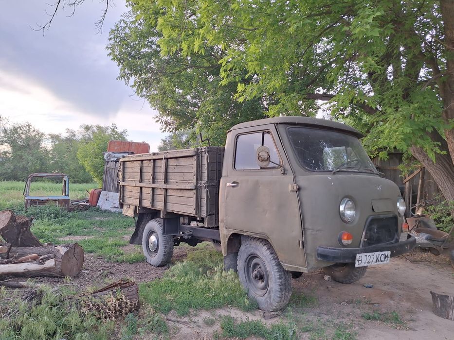 Продам Уазик за 700