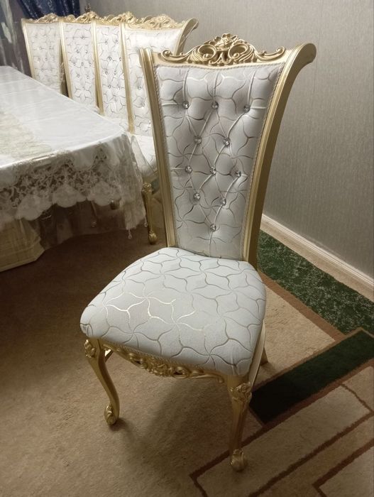 Yangi 12 kishilik stol stul