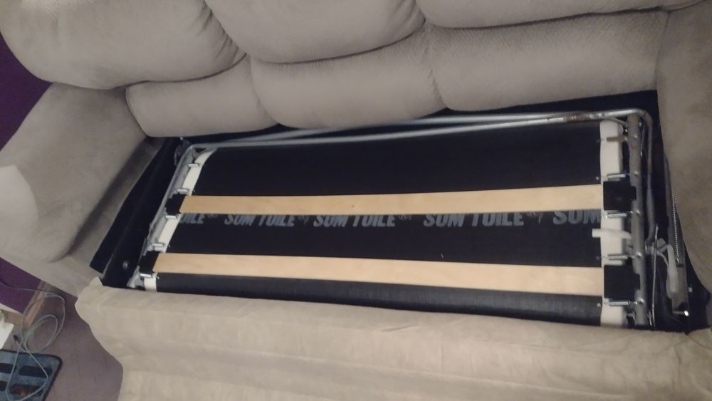 Уникално удобен диван с механизъм за спалня