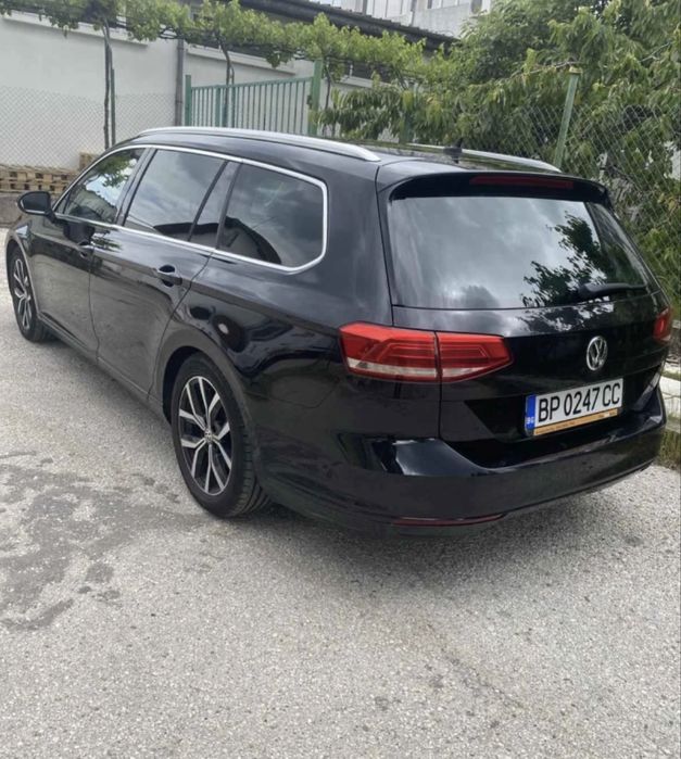 Продавам VW B8 2015 година