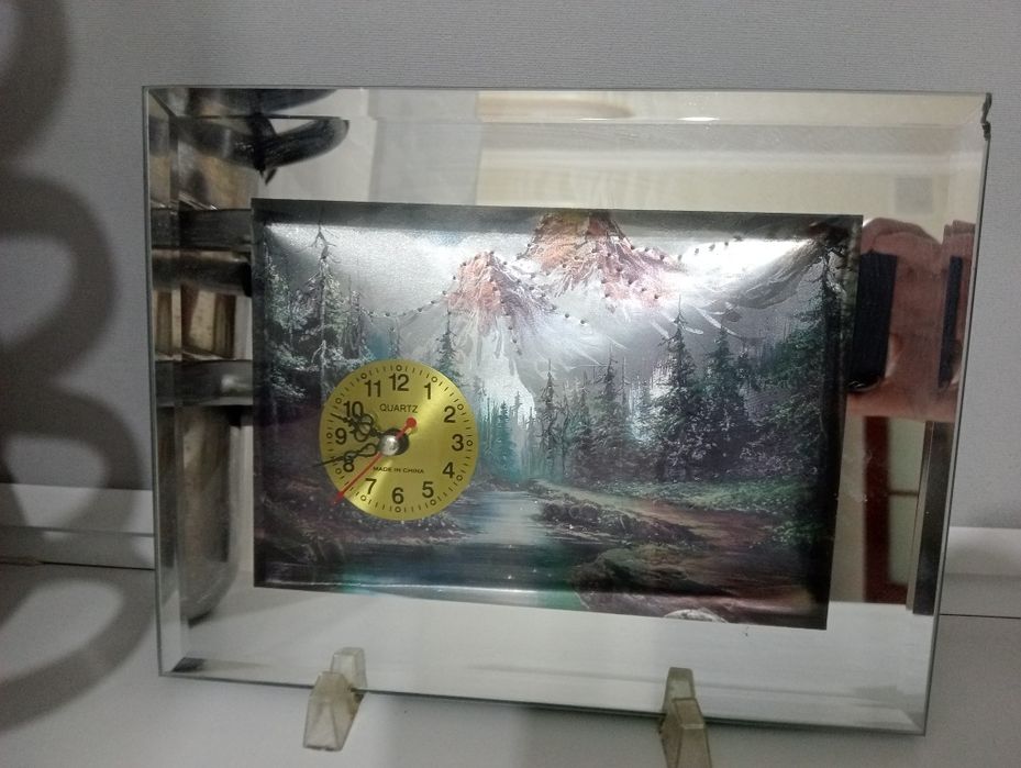 Продам  настенные часы, в отличном состоянии