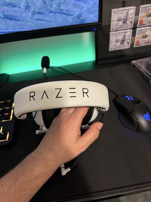 Слушалки с микрофон RAZER BlackShark V2 X Бели