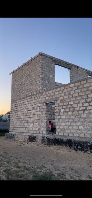 Үй сатылады,құрылысы бітпеген