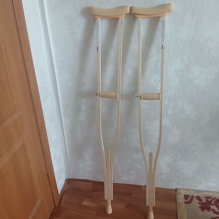 Продаётся новый костыль и ходунок