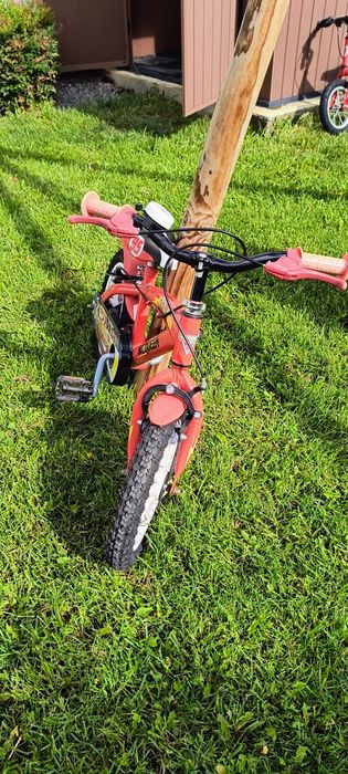 Bicicleta băiat cu Fulger Mcqueen