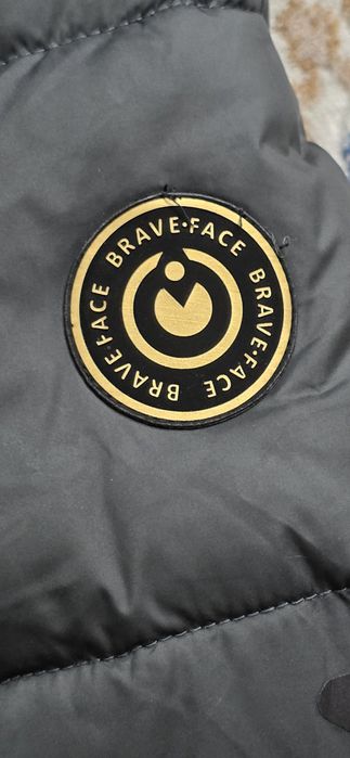 Куртка на подростка 13-15 лет.