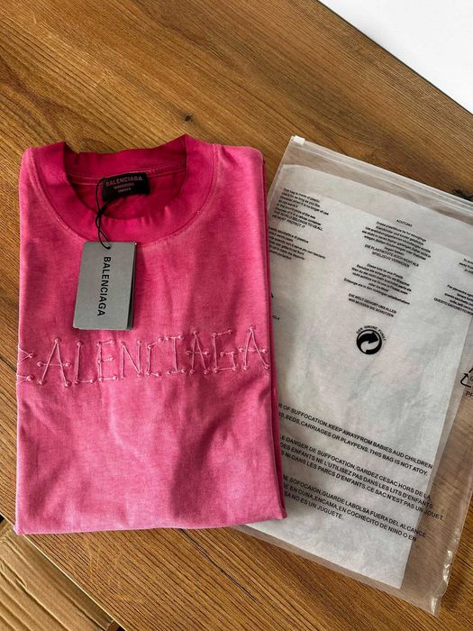 Tricou Balenciaga roz marimea M
