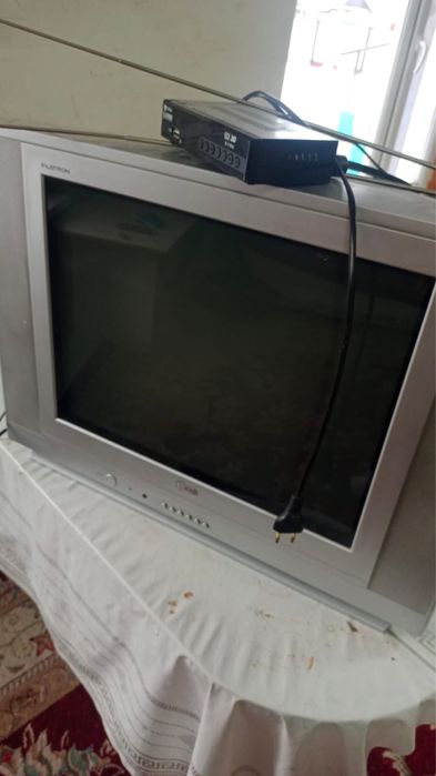 Продам телевизор