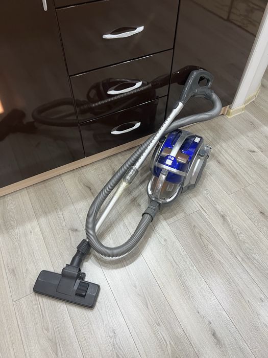 Пылесос LG б/у
