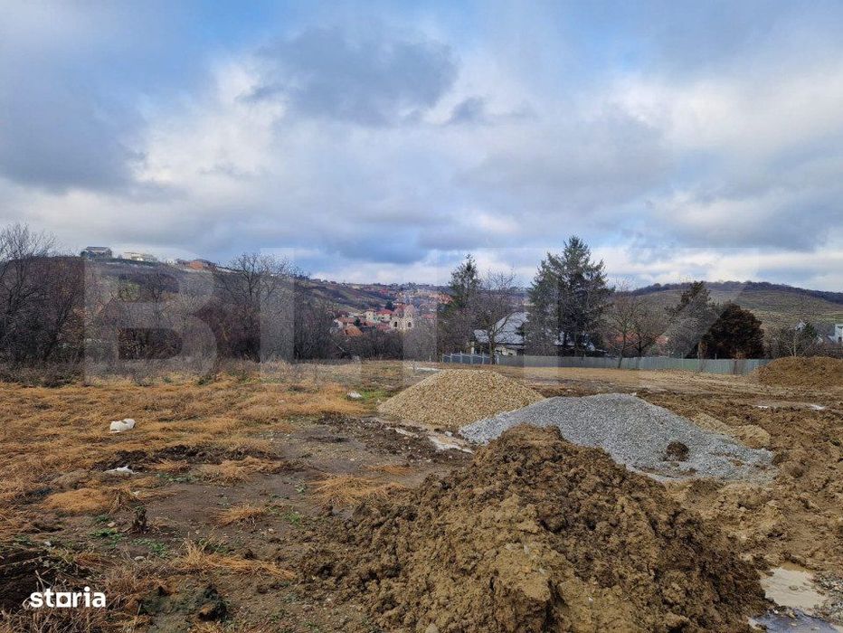 Teren intravilan de vanzare, 975 mp, zona Spitalul Judetean Oradea