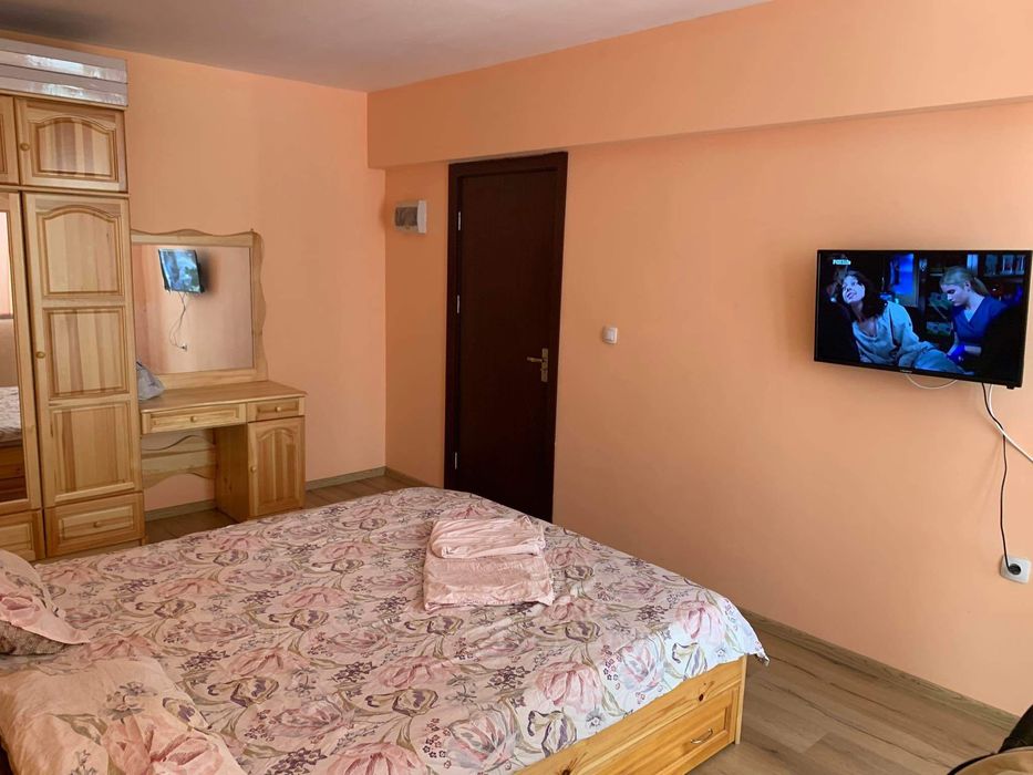 Дава се под наем Двустаен апартамент в Велико Търново, Колю Фичето - 69 кв.м за 280.5 € - Снимка #1