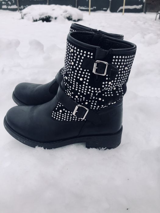 Ghete imblanite Melania, piele naturala, mar.35