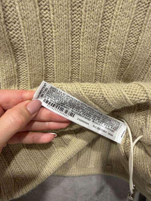 Свитер укороченый Zara