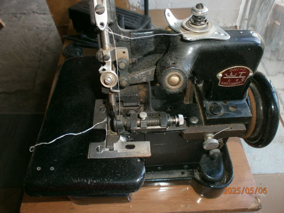 Триконечен оверлог