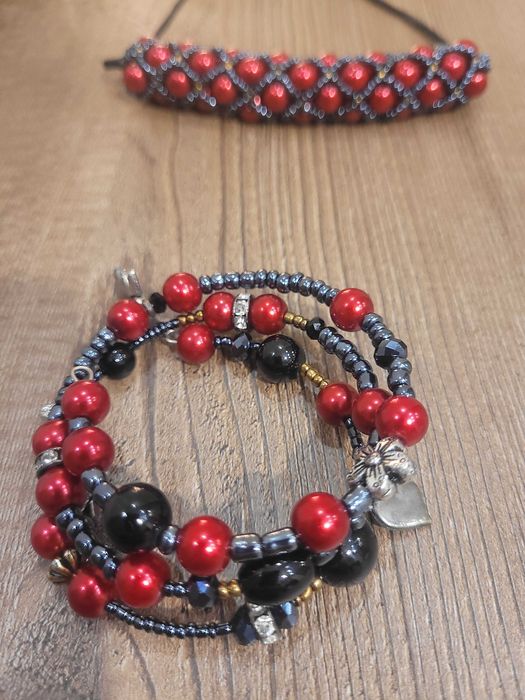 Комплект ръчно изработени колие, гривна и пръстен / подарък за жена