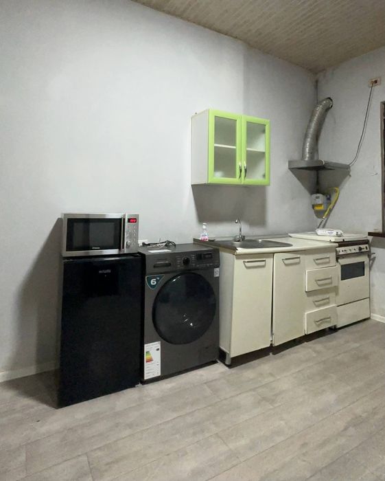 Аренда 1-й комнатой квартиры, 1-й этаж 2-х этажного дома