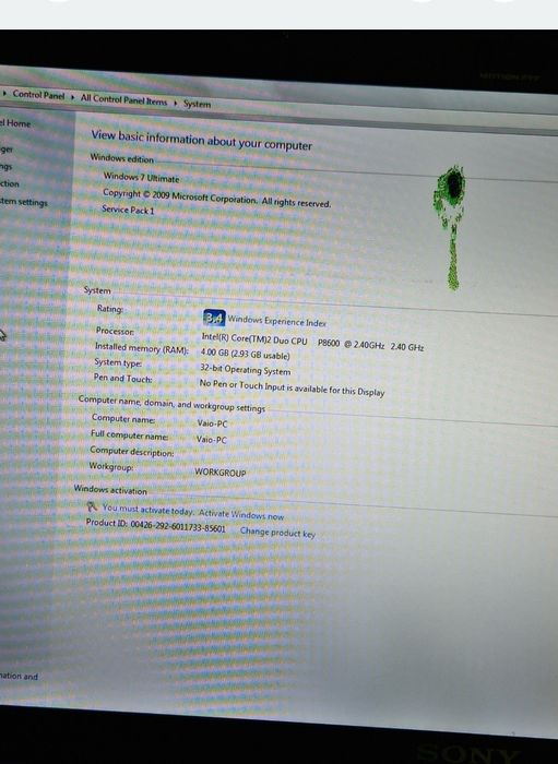 Laptop Sony vayo cu 2 pete pe display