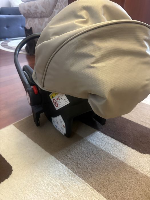 Деская коляска + авто люлька