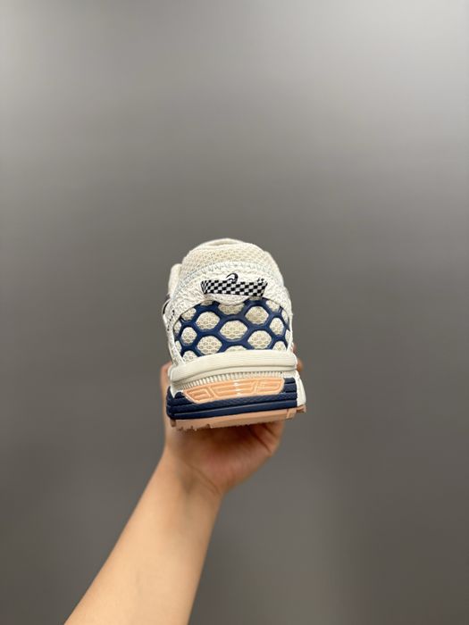Asics Gel Kahana 8 White Blue