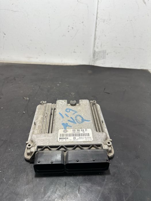 Calculator ecu volkswagen Vw Touran 1.9 TDI AVQ 03G906016bt